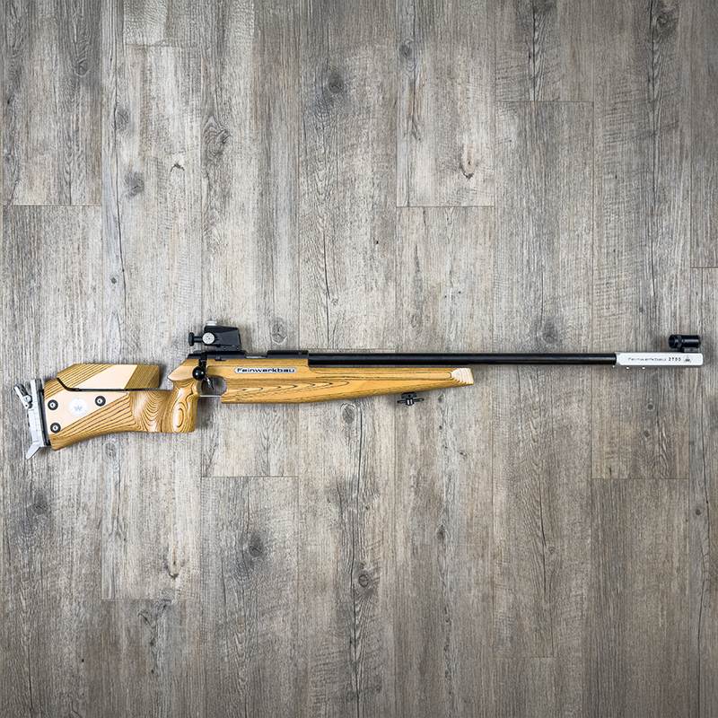 Begagnat gevär FWB 2700 Universal höger, .22 LR