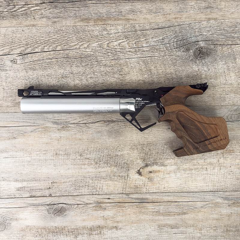 Begagnad Luftpistol FWB P8X, L-kolv Ny tub