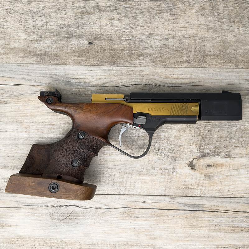Begagnad Pistol Unique DES/96-U, .22lr