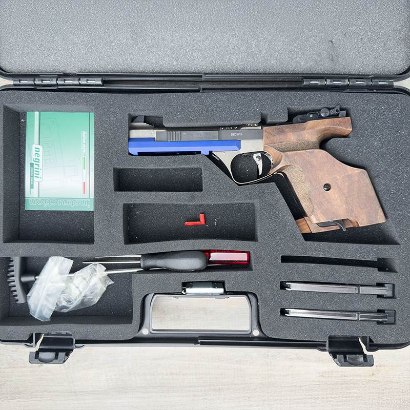 Begagnad Pistol Feinwerkbau AW93, .22LR M-Nillkolv