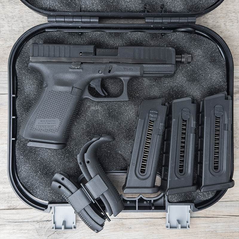 Begagnad Pistol Glock 44 .22 LR gängad pipa