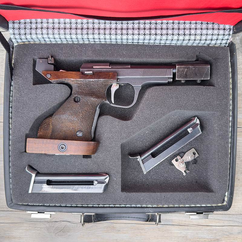 Begagnad Pistol Unique DES/69 .22 LR