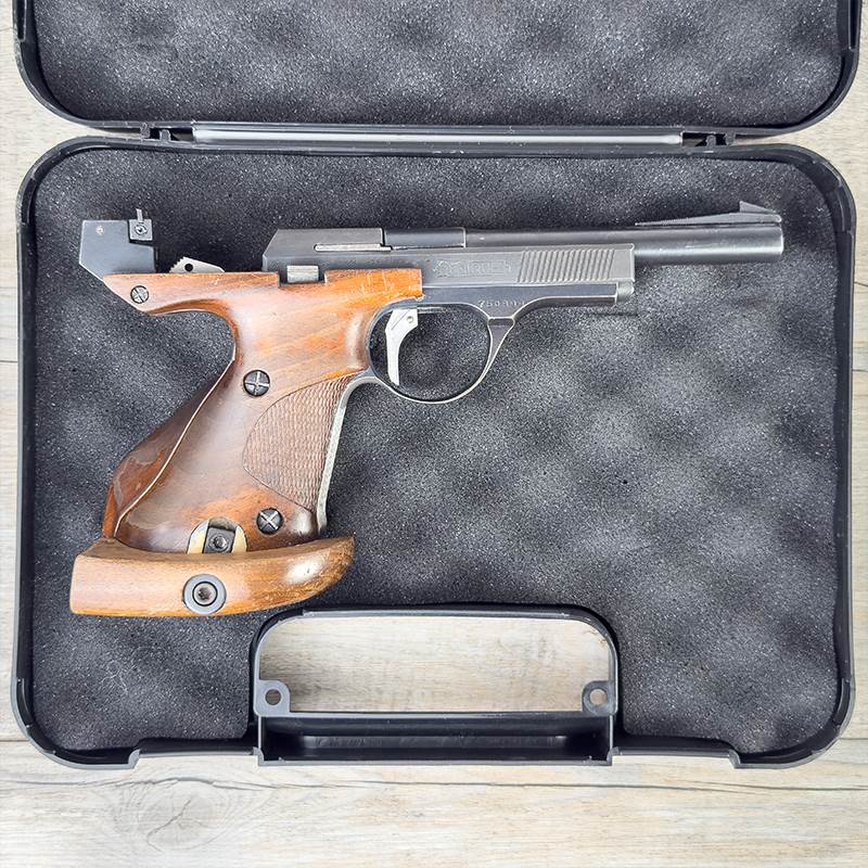 Begagnad Pistol Unique DES/69, .22LR