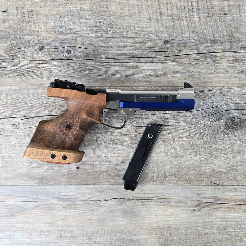 Begagnad Pistol Feinwerkbau AW93 Light .22lr, L-Nillkolv höger