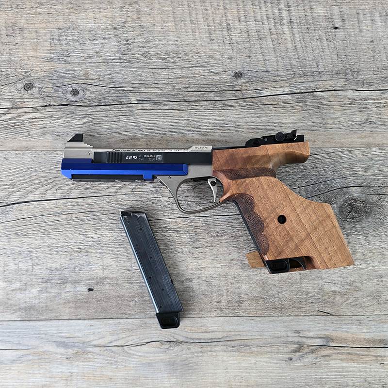Begagnad Pistol Feinwerkbau AW93 Light .22lr, L-Nillkolv höger
