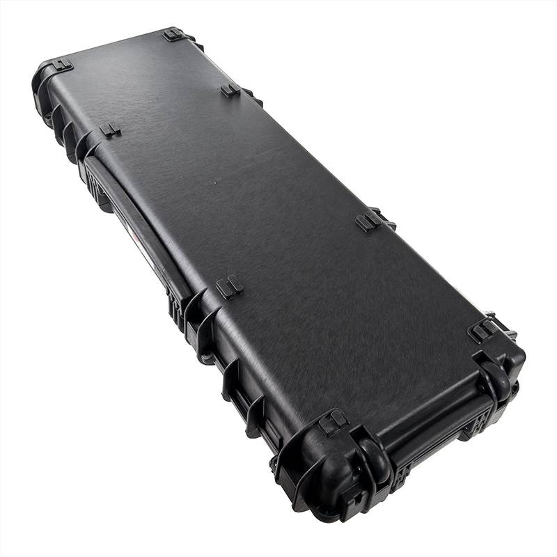 Koffert för gevär, etc. Flygsäker. Med hjul.