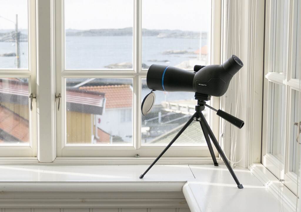 Kikare WeOpti Wildlife 15-45x60 komplett med bordstativ