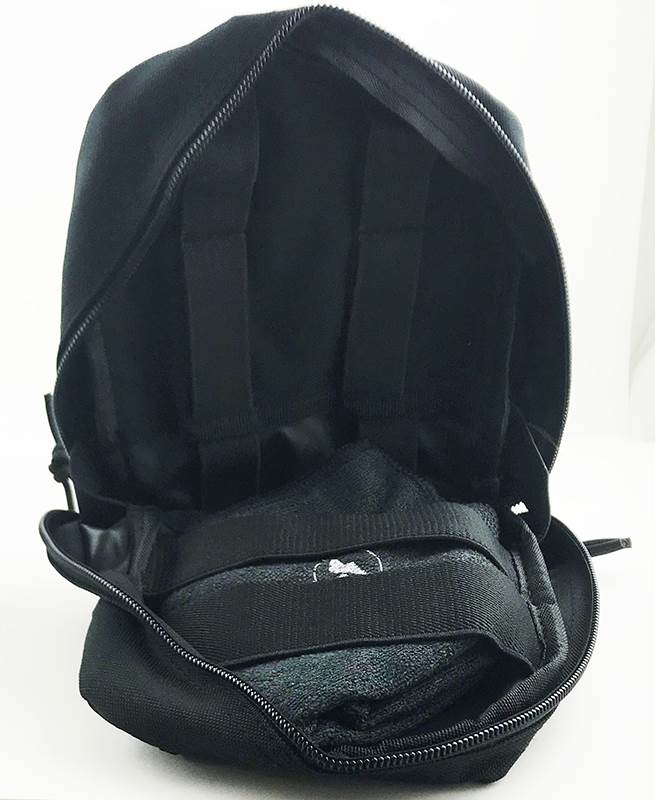 Väska med tras-kit öppen